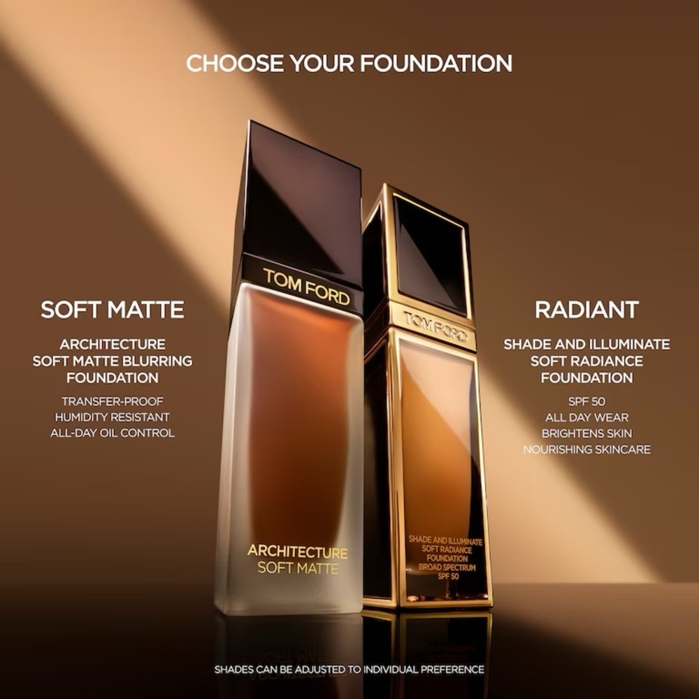 TOM FORD Shade & Illuminate Soft Radiance SPF 50 Liquid Foundation 1.1 Warm Sand - Picture 5 of 7